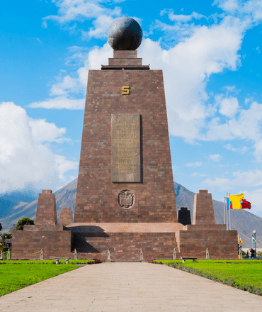 Mitad del Mundo, Ecuador